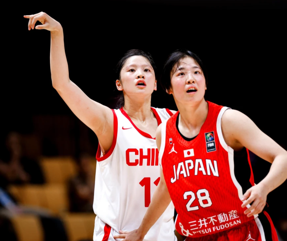 日本女篮首 日本女篮首