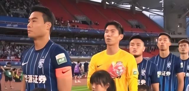 季获得了一, 留洋并且在, 进行调整 季获得了一, 留洋并且在, 进行调整